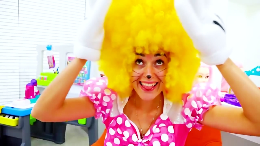 داستان های ولاد و نیکی Vlad and Niki - قسمت 124 - آرایش بازی ولاد و مامانی